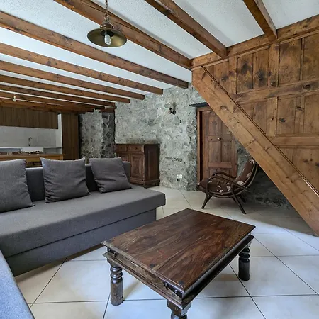 Maison Avec Grand Jardin, Garage, Supplement Auris
