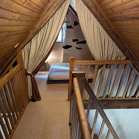 Maison Avec Grand Jardin, Garage, Supplement Auris