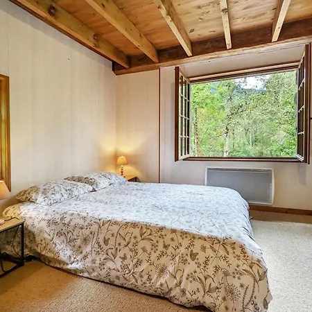 Semesterbostad Maison Avec Grand Jardin, Garage, Jacuzzi Supplement Auris